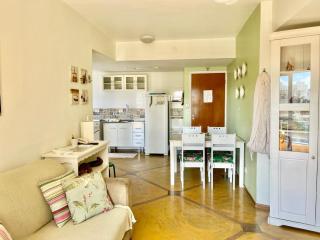 Apartamento Encantador na Praia do Tombo - Guarujá - 8