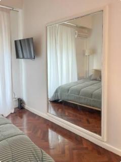 Departamento luminoso en el centro porteño - 3