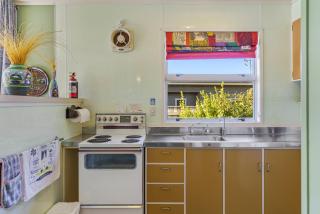 Lakeside Retreat - Motuoapa Holiday Home - Turangi - 3