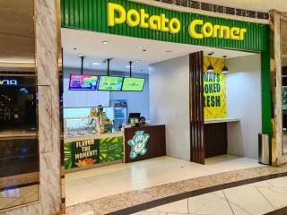 1BR Condotel with Balcony at FAME Residences #FM26 - 9