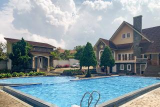 Urbanview Hotel Villa Q Gisting by RedDoorz - 0