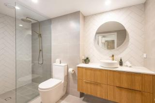 Cairns 1 BR - Stylish Getaway Apartment, Esplanade - Cairns North - 1