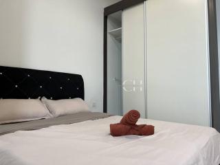 The Podium 3 Bedrooms at 7 Pax - Kuching - 7