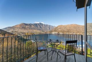 Remarkable Views - Queenstown Holiday Home - Queenstown - 0