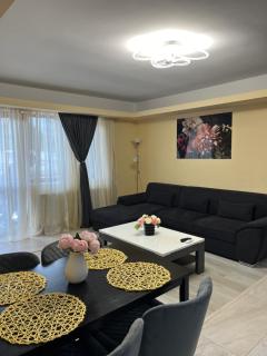 Kalinderu ADET ,lângă pârtie - Buşteni - 8