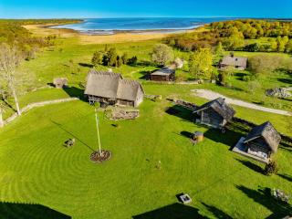 Log house with a sauna and hot tub in Atla! - 0