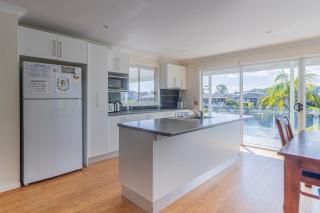 Unbeatable Waterfront Location - Sussex Inlet - 8