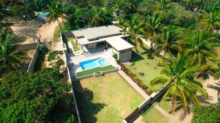 Bilene beige beach house - 5