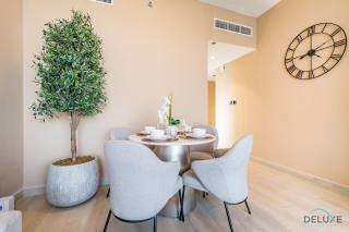 Luxurious 2BR Apartment at Bloom Heights A JVC by Deluxe Holiday Homes - Dubai - 8