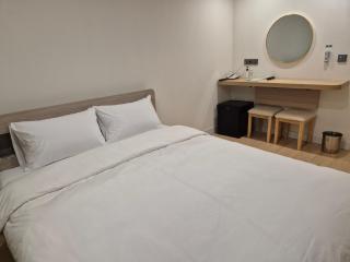 Gwang Jang Hotel - 7