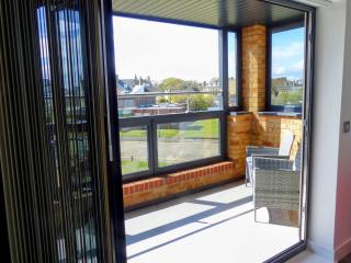 Driftwood - Hornsea Town House with Sea Views and Balconies - Hornsea - 2