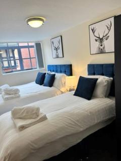 The Beach Suite - Southport - 5