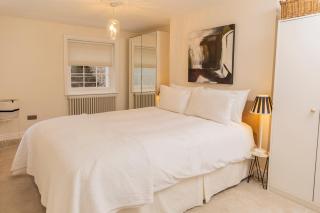 Pittville Lawn - By Luxury Apartments -  - 4