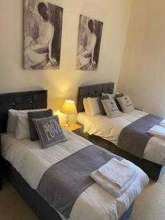 The Waterfront Suite - 9