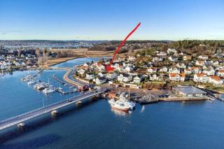 Husvik! Deilig lite hus rett ved sjøen! - Tønsberg - 9