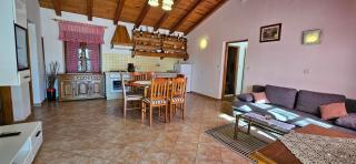Apartments Vesna with Pool - NEW! - Sveti Lovreč Pazenatički - 4