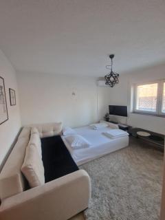 Apartments Natural and Bungalows 2 - Sarajevo - 2