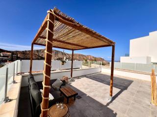 Dream Villa with heated Pool, Rooftop & Ocean Views - Mogán - 8