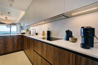 Luxury Beach Front 2 Bed Apartment in Malaga Towers - Málaga - 1