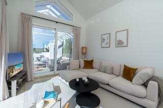 AL-321 Penthouse 3 bedrooms Alcazaba Lagoon - 1