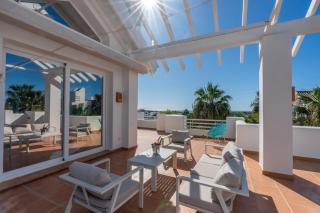 AL-321 Penthouse 3 bedrooms Alcazaba Lagoon - 9
