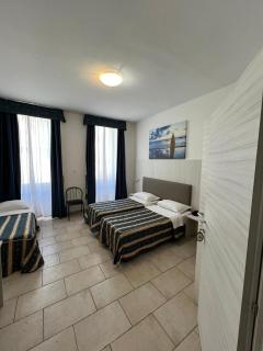 Hotel Alessander - Milan - 1