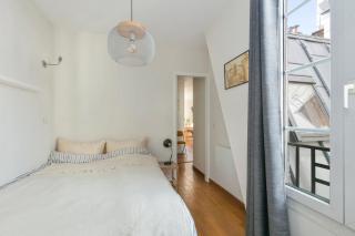 GuestReady - Modern Comfort near Arc de Triomphe - Paris - 1