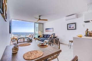 112-Stunning Beachfront Apartment in Benalmádena - Benalmádena - 3