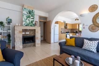 Lumina 2-Bedroom Villa and Pool in Ayia Napa - 9