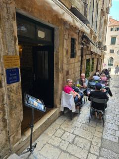 Castello Hostel - 5
