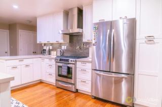 Serene 2BR Retreat Great Views Private Hot Tub - 6