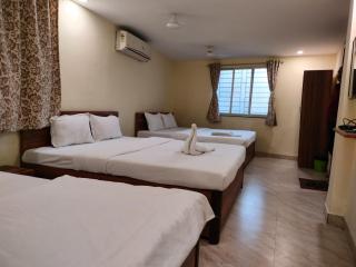 Hotel Holiday Express - Calcuta - 3