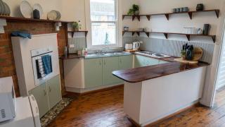 East Albury home near hospital & sports precinct - Albury - 7