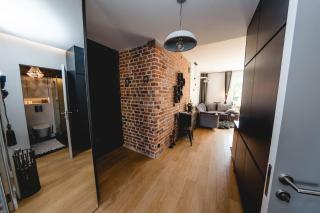 Stylowy Apartament w Centrum Sopotu z Projektorem - 1