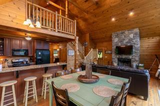 Roaring Creek Lodge - Newland - 4