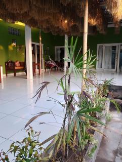 Black Sand hostel Amed - 2
