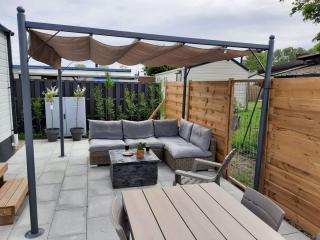 Chalet Florence 3 Comfortable holiday residence - Serooskerke - 0