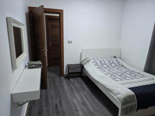 El-Shaikh Zayed, 6 october 3BHK flat- families only - 3
