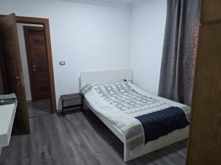 El-Shaikh Zayed, 6 october 3BHK flat- families only - 2
