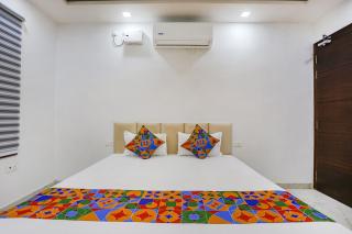 FabExpress JP Villa - 1