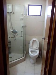 2BR Condo in Montecito 1, Resort World, NAIA T3 - Manila - 6