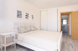 OkStay Marina Palace Tenerife with balcony and pool view - Adeje - 2