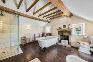 Grade II Listed Peak District Property - 7