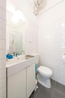 Nagymező Gallery Apartment - Budapest - 4
