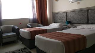 Kuwait Continental Hotel - 9
