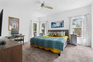 176 Massive 4 bedroom with cowboy pool - Austin - 0