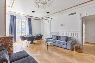 Sublime Apartment Montaigne Arc de Triomphe by Studioprestige - Paris - 0