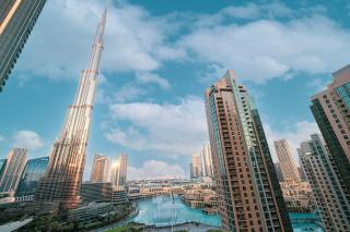 Stunning Burj & Fountain Views Luxury 2 BR - Dubai - 2