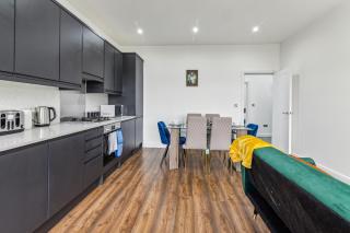 Spacious 3 Bedroom - 2 Full Bath Flat Belvedere Erith South East London - 6
