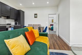 Spacious 3 Bedroom - 2 Full Bath Flat Belvedere Erith South East London - Belvedere - 8